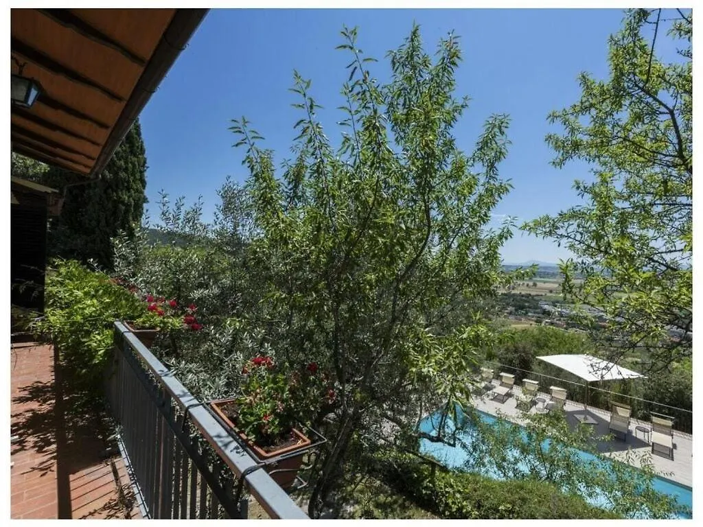 Villa Montecchio Comfortable Holiday Residence Cortona