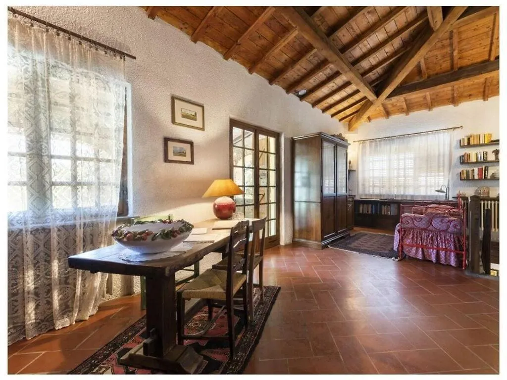 Villa Montecchio Comfortable Holiday Residence Cortona